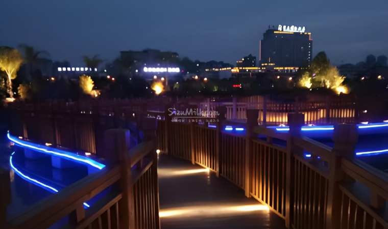 北京夜生活|不止三里屯,解锁帝都古今交融的烟火与浪漫插图1SizuMilk 北京夜生活|不止三里屯,解锁帝都古今交融的烟火与浪漫插图1SizuMilk