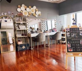 Uni salon